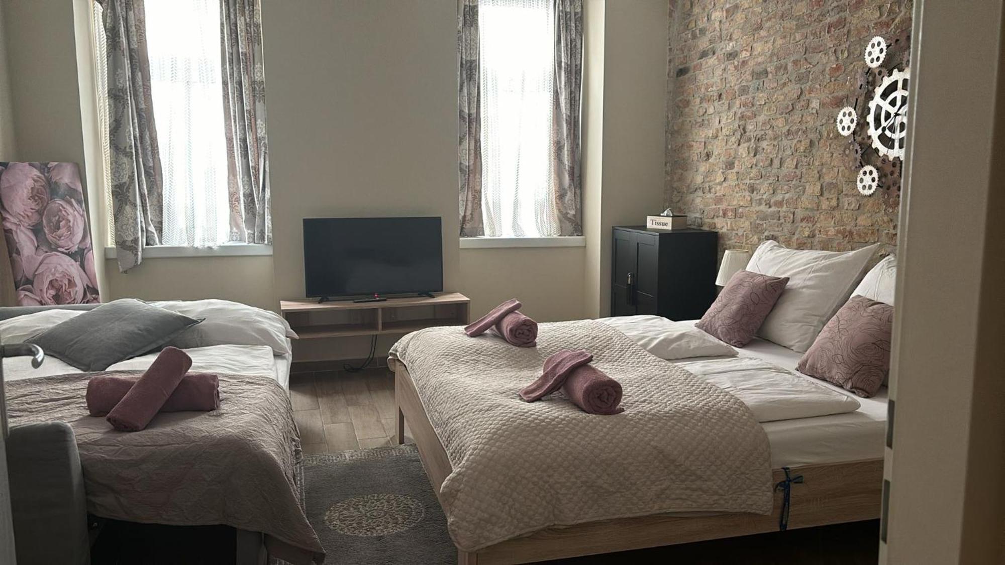 Comfortable Romantic 1 Bedroom Apartment Near Augarten فيينا المظهر الخارجي الصورة